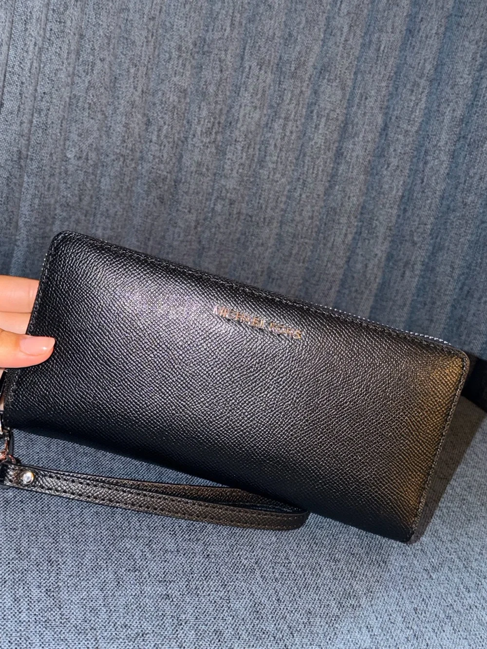 Michael Kors Black & Silver Wristlet